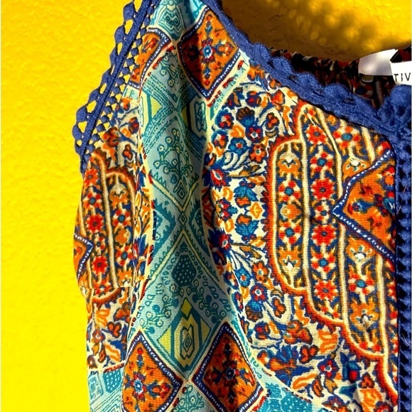 Collective CONCEPTS Spaghetti Strap Boho Summer Blouse Crochet Detail Festival S - Picture 4 of 13